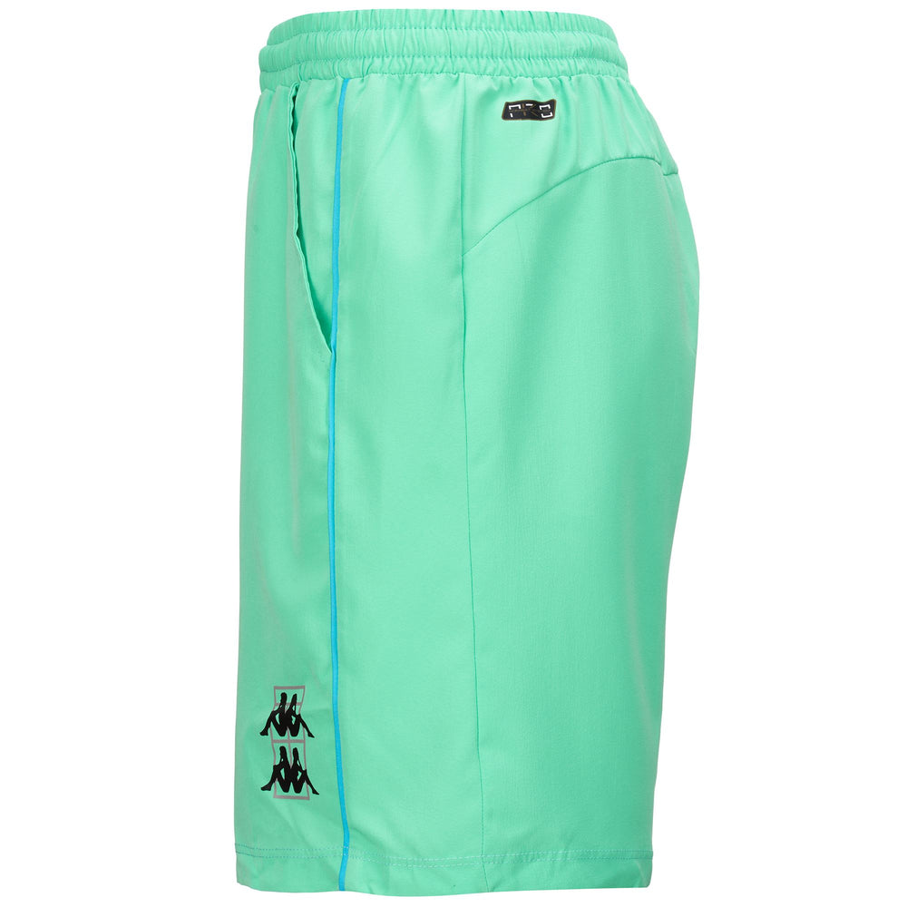 Shorts Man KOMBAT   PADEL FIVIO Sport  Shorts GREEN SPRING Dressed Front (jpg Rgb)	