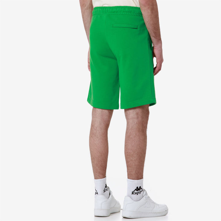 Shorts Man AUTHENTIC UPPSALA 2 Sport  Shorts GREEN FERN - WHITE ANTIQUE Detail Double				