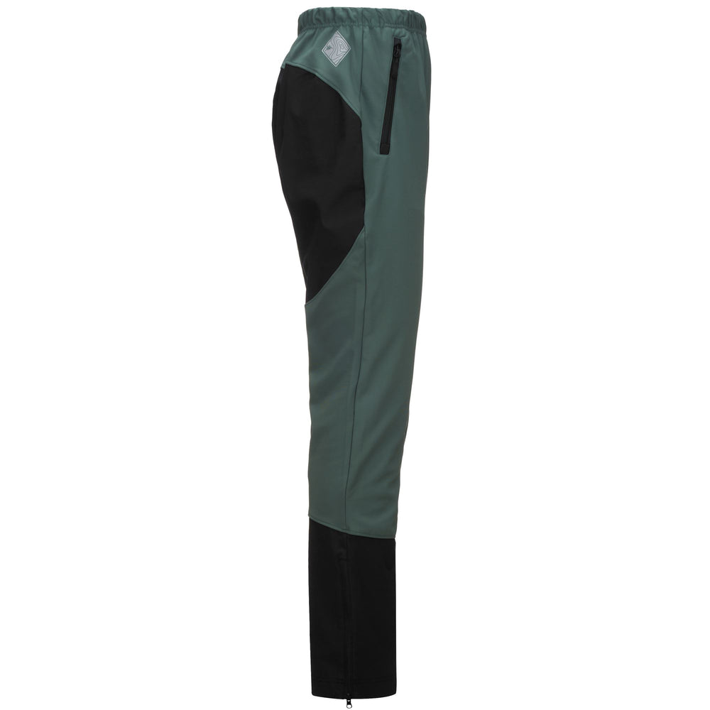 Pants Man 3CENTO   307 Sport Trousers GREEN DK FOREST - BLACK PURE Dressed Front (jpg Rgb)	