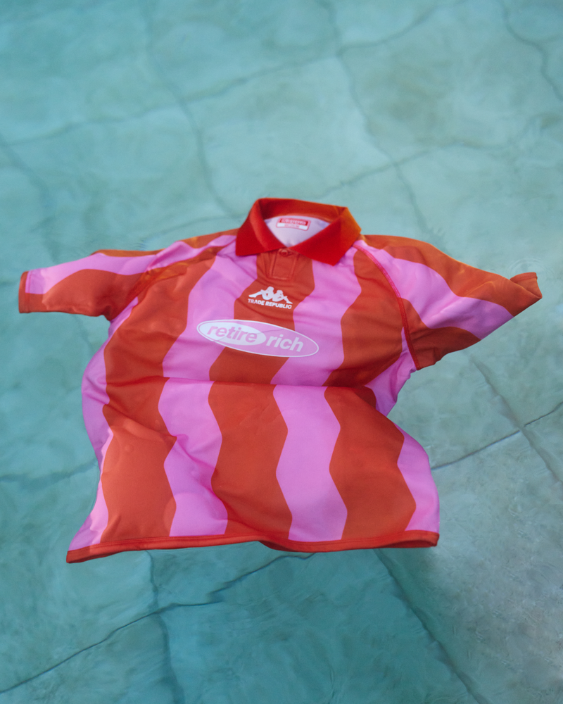 Kappa: Creata con un messaggio Ogni elemento del design di questa maglia è una dichiarazione....