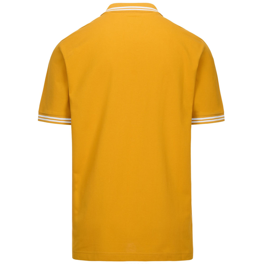 Polo de corte regular para hombre en amarillo dorado con logotipo bordado main