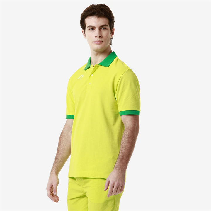 Polo Shirts Man LOGO  LIFE MSS Polo GREEN PRIMROSE - GREEN FERN Dressed Front Double		