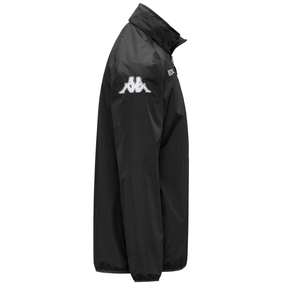 Black Men's Regular Fit Training Windbreaker 02