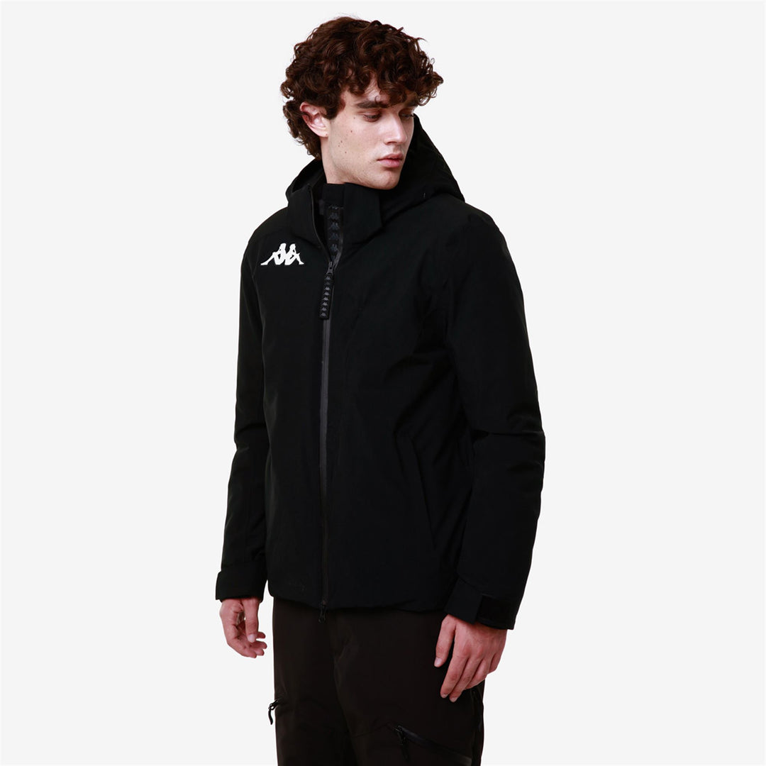Veste de ski noire pour homme, coupe ajustée, rembourrée et imperméable main