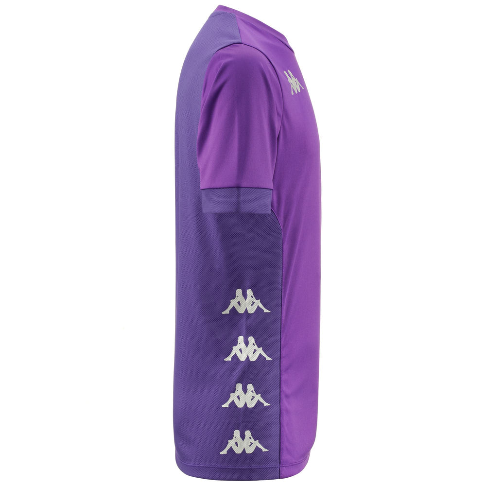 Violet Men's Regular Fit Soccer Training Shirt in Mesh Fabric 02