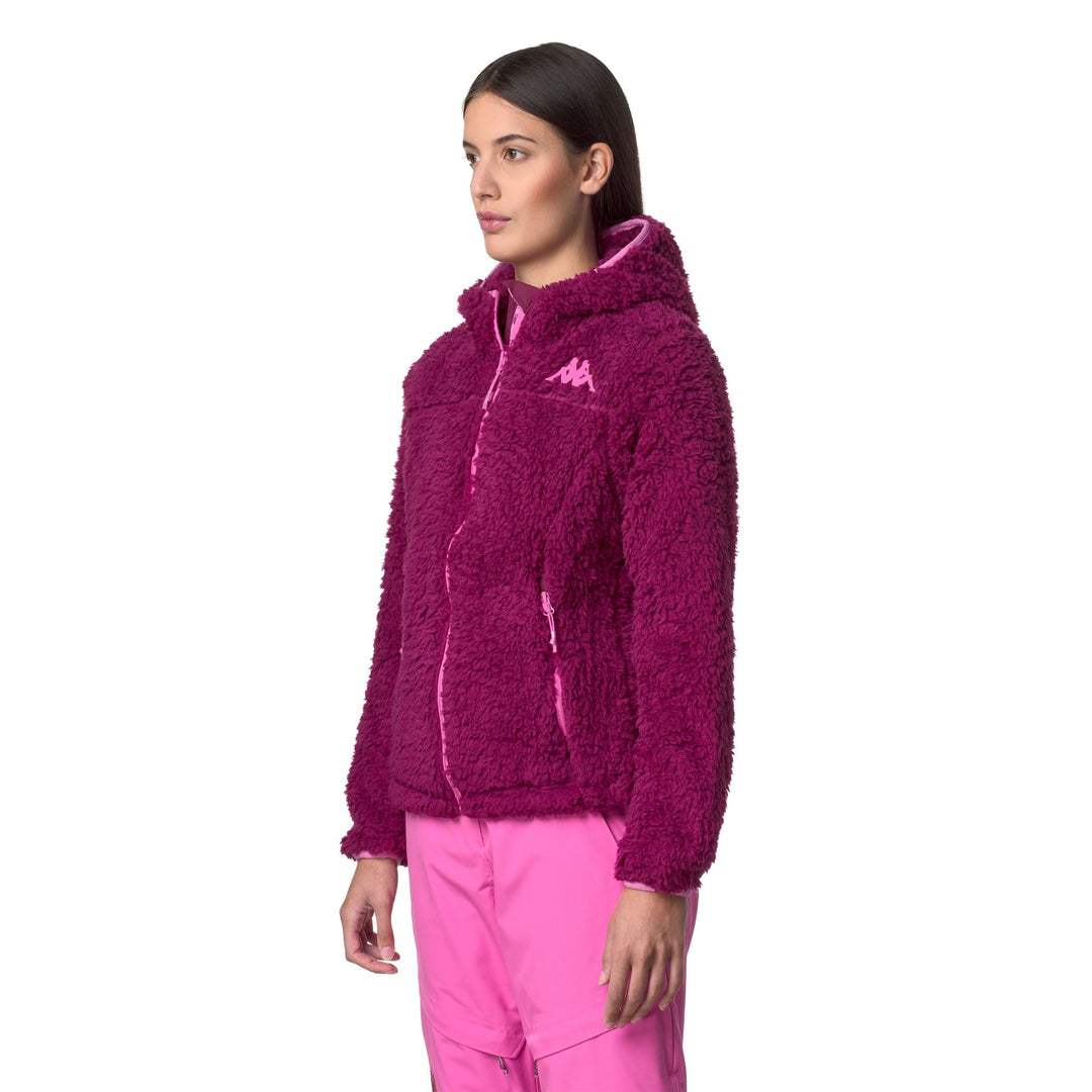 Sweat à capuche polaire slim fit pour femme Red Plum, idéal pour le ski main