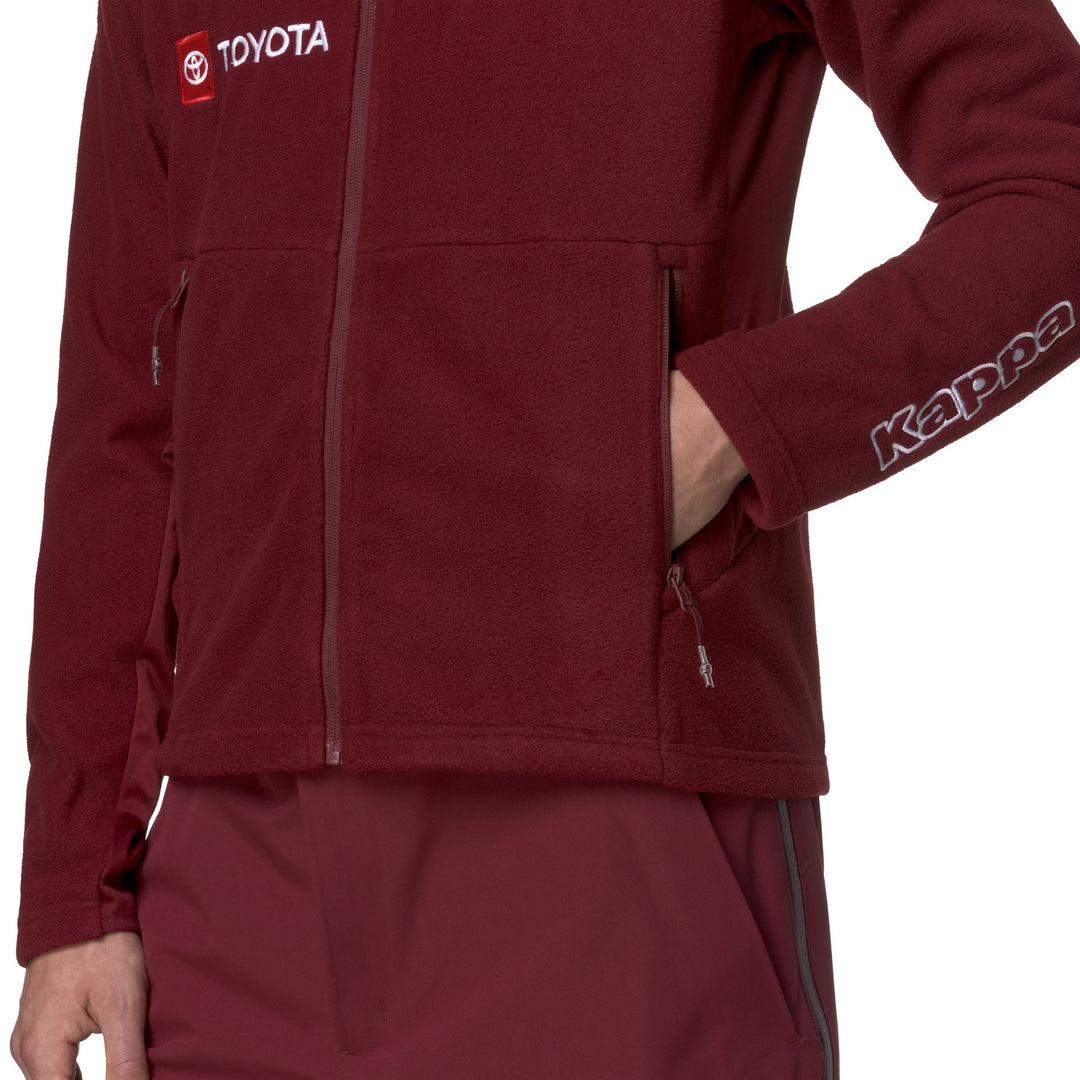 Polaire de ski rouge pour homme, coupe ajustée, avec empiècements extensibles main