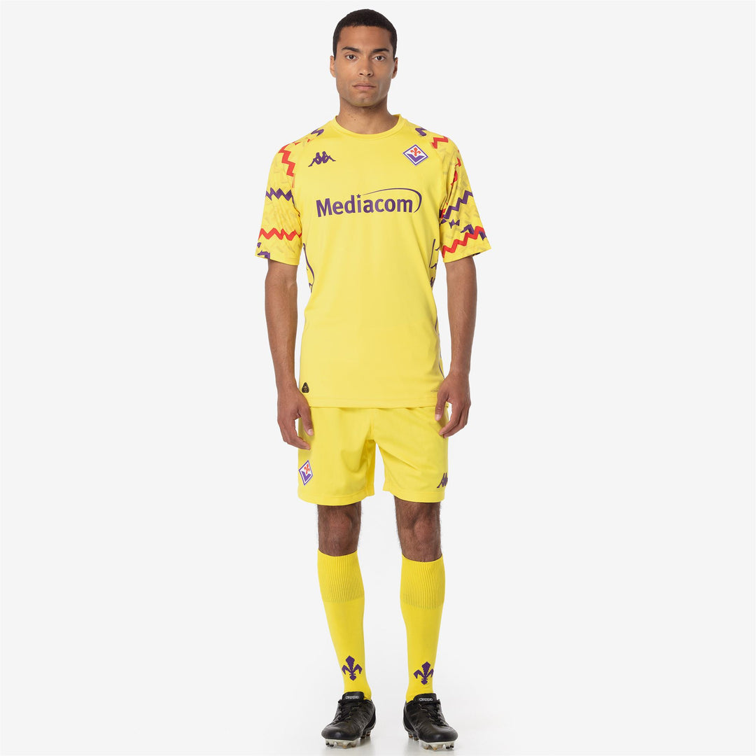 Maillot de football ACF Fiorentina jaune pour homme, coupe ajustée. main