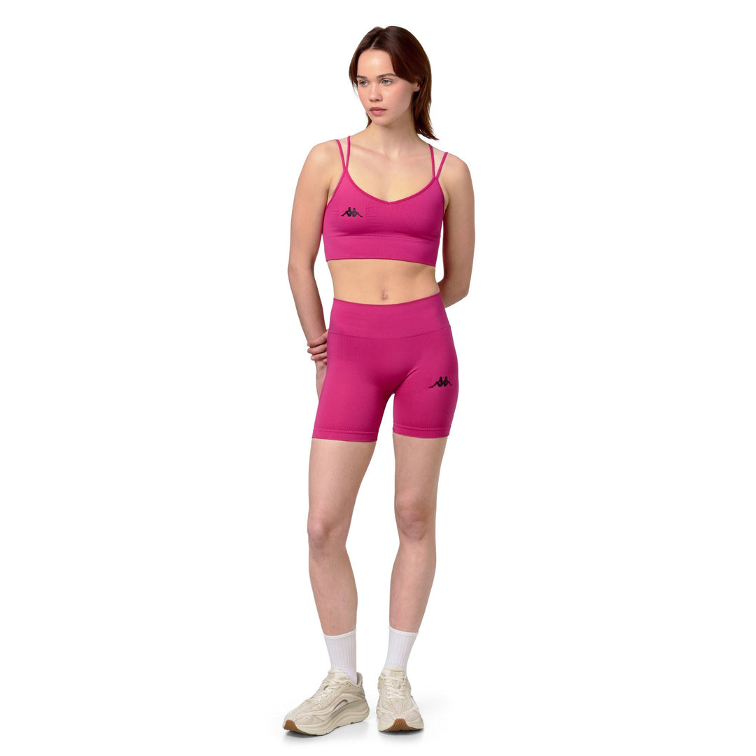 Short d'entraînement sans coutures Violet pour femme main
