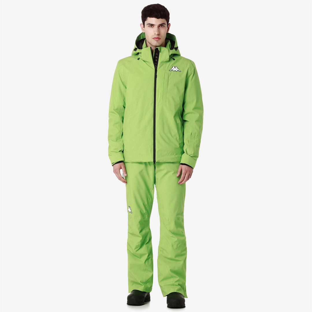 Green Black Men's Ski Jacket with Waterproof Protection. 01