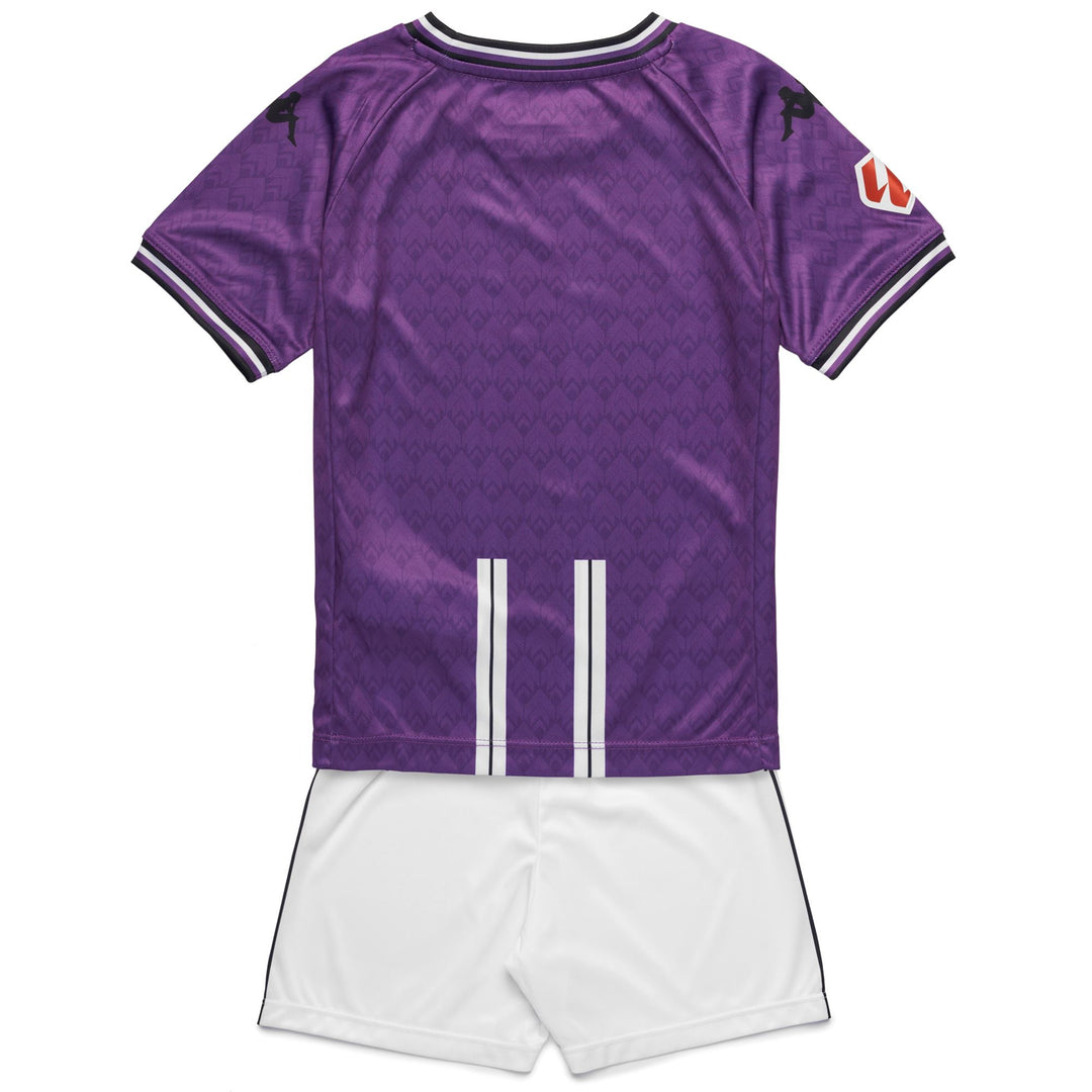 Conjunto de fútbol KOMBAT para niño Violet con pantalón corto y camiseta main