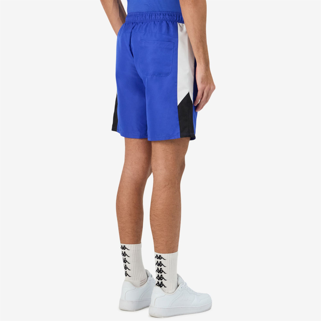 Pantalones cortos deportivos azul real para hombre con cintura ajustable main