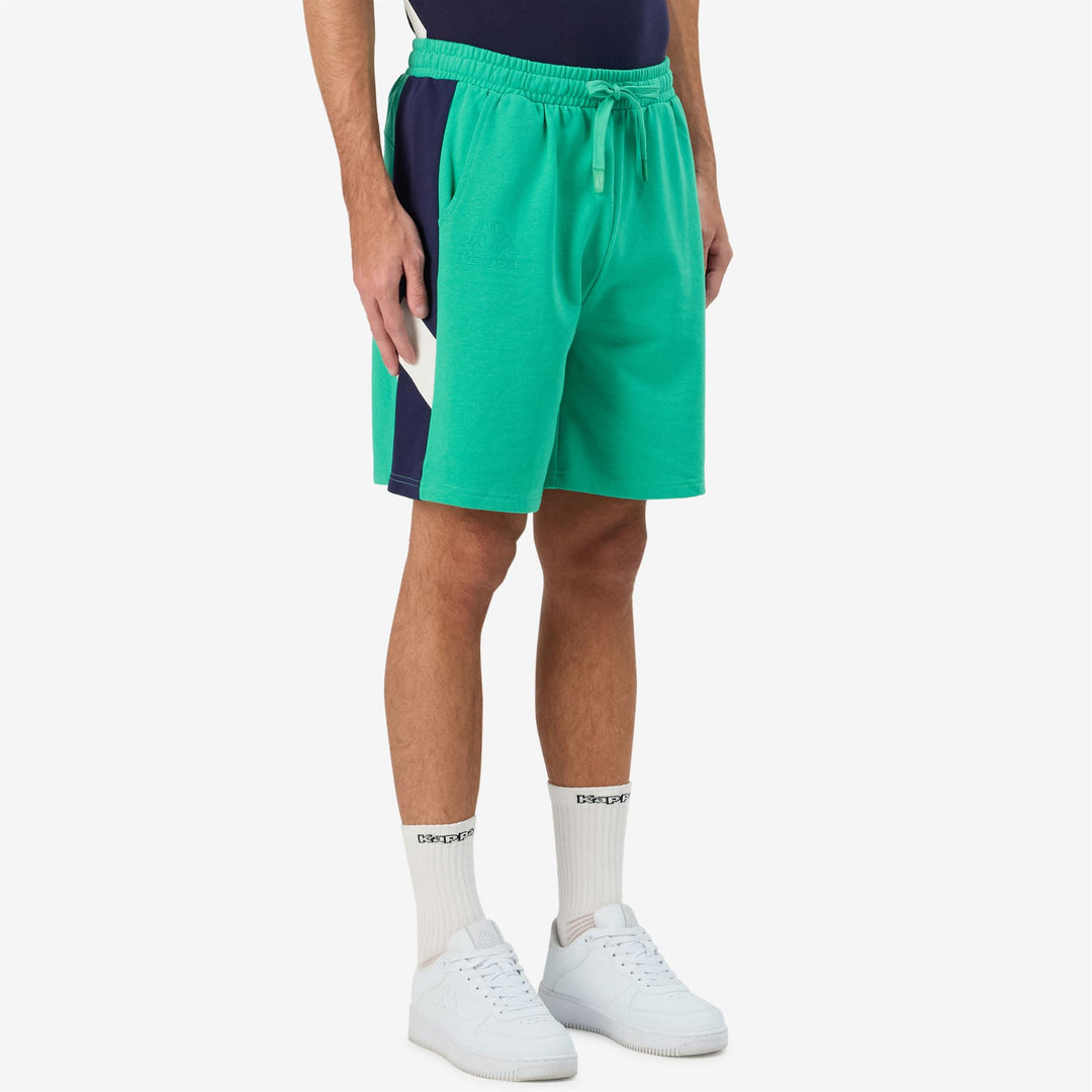 Pantaloni Corti Sportivi Uomo Verde Marino con Vita Elastico e Tasche main
