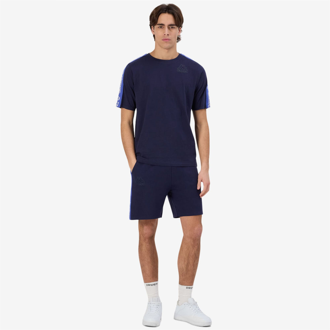 Pantalones cortos deportivos para hombre en azul marino con cintura elástica y bolsillos 01