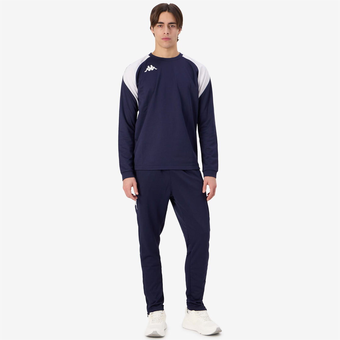 Pantalones de entrenamiento ajustados para hombre en azul marino con inserciones de compresión 01