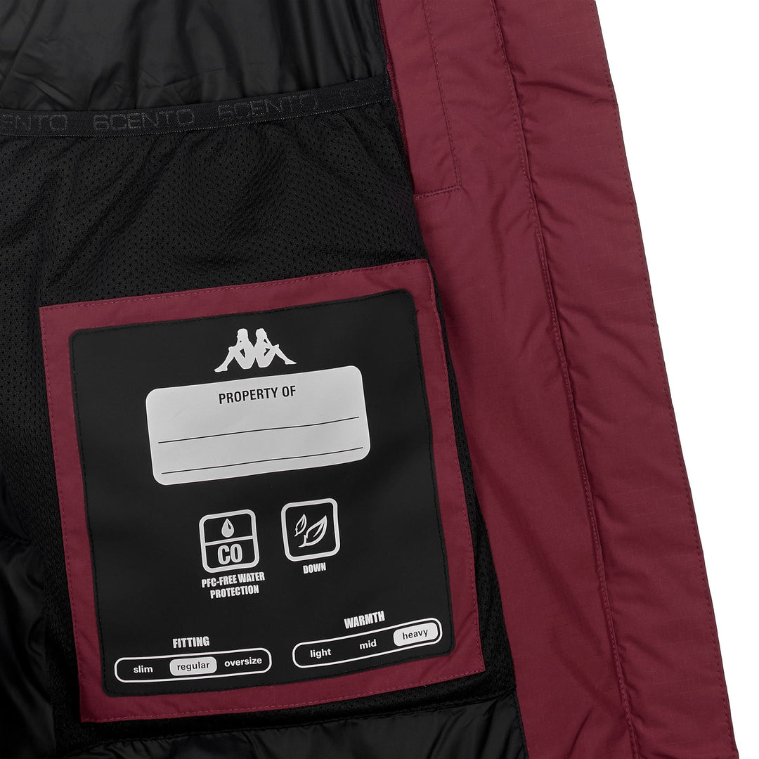 Chaqueta roja de media caña para mujer con protección contra el agua y relleno de plumón main