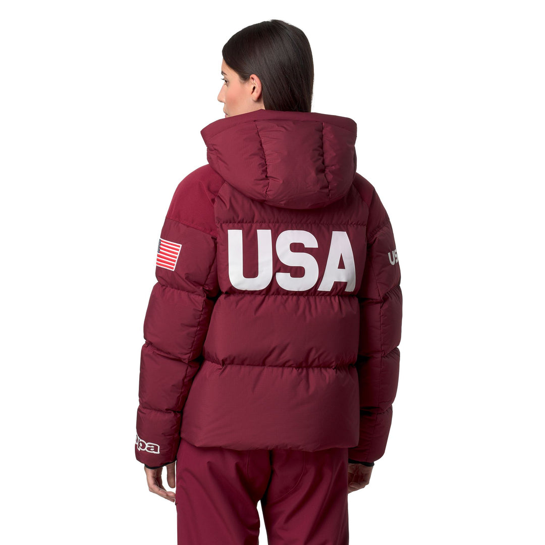 Chaqueta roja de media caña para mujer con protección contra el agua y relleno de plumón main