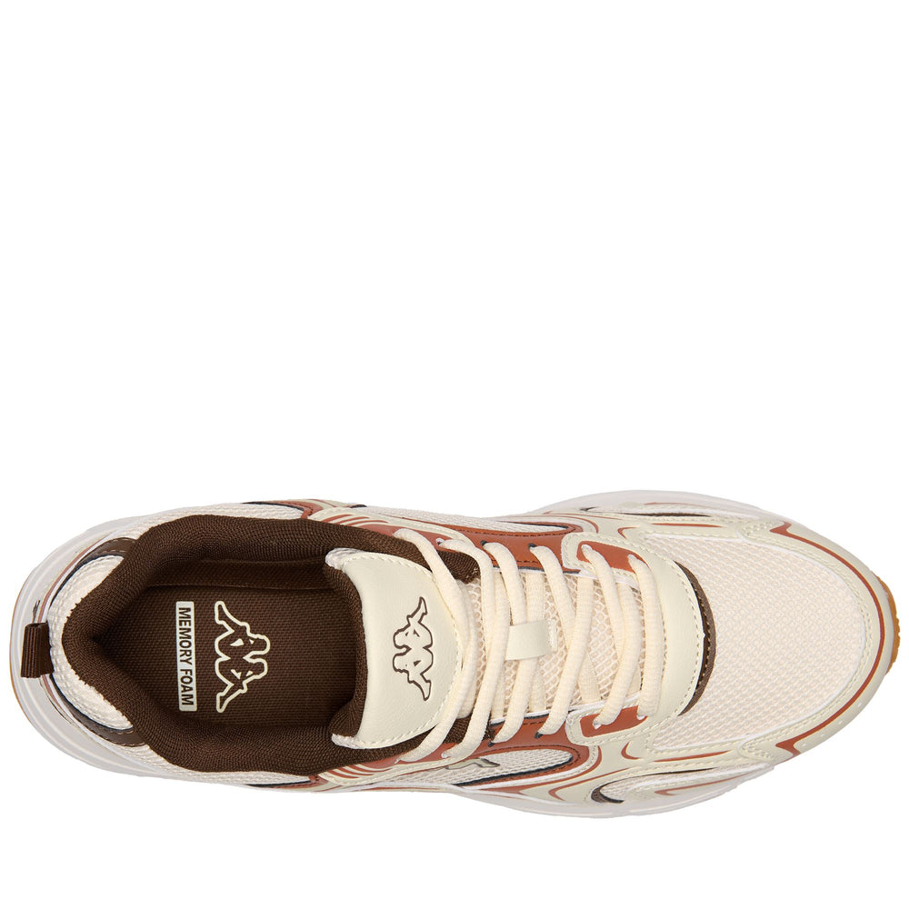 White unisex low cut sneakers with memory foam insock 02