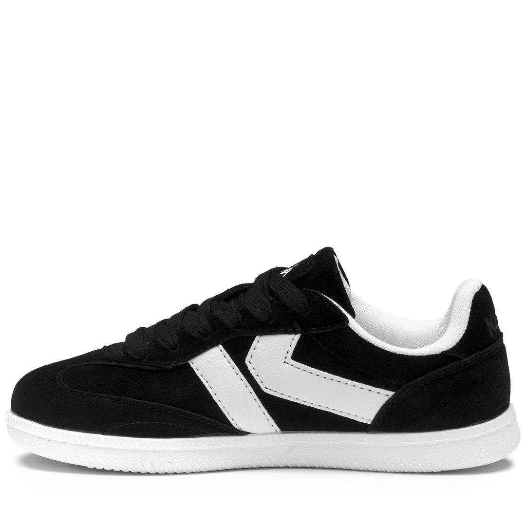Zapatillas deportivas unisex negras de corte bajo con suela de goma. main