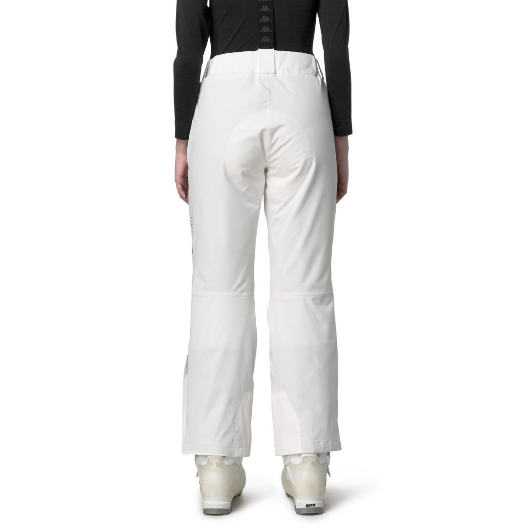 Pantalon de ski blanc isolé pour femme avec protection imperméable main