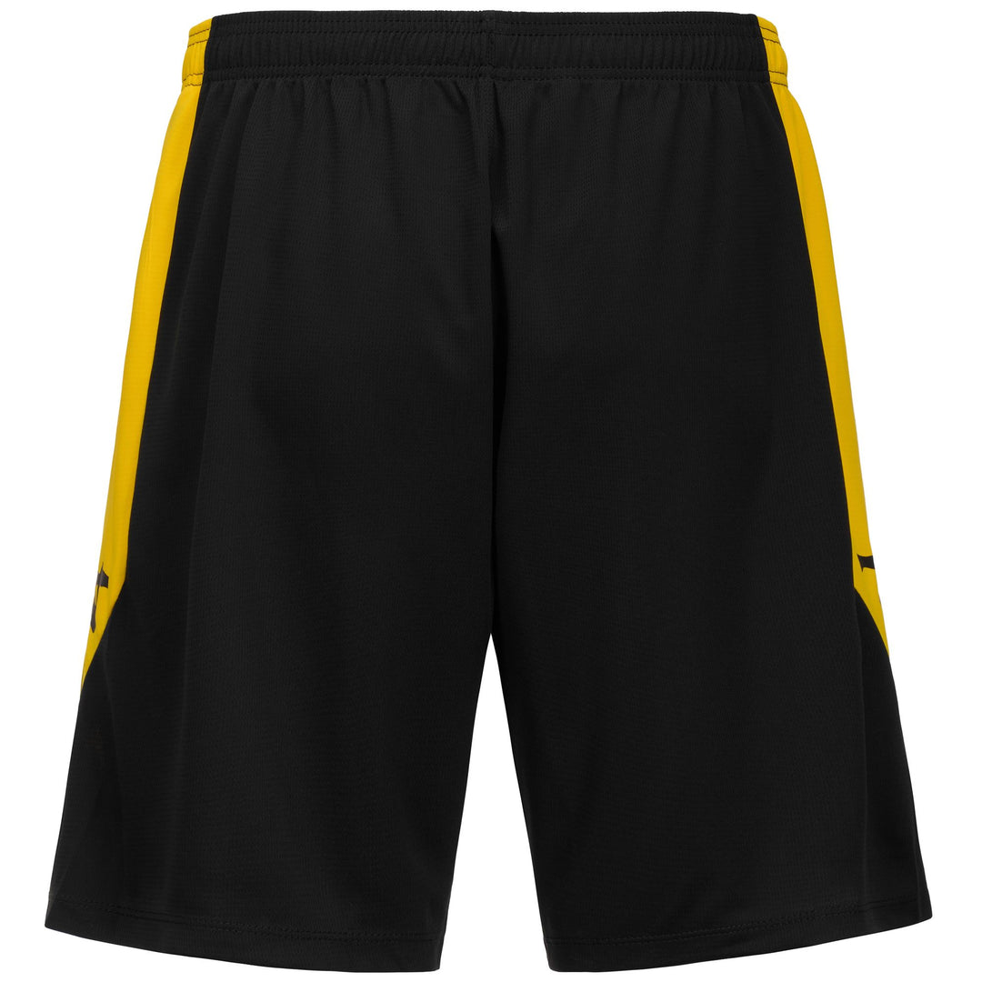 Pantaloncini da calcio da uomo neri, vestibilità regolare, in tessuto riciclato con inserti laterali. main