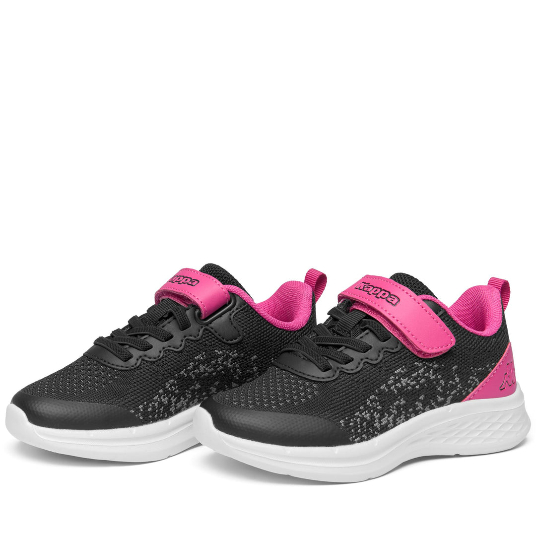 Baskets basses pour enfant, noires et fuchsia, avec empeigne en mesh. main