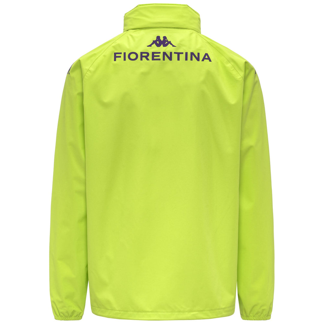 Chaqueta impermeable de entrenamiento media para hombre en color verde ácido con protección contra el agua main