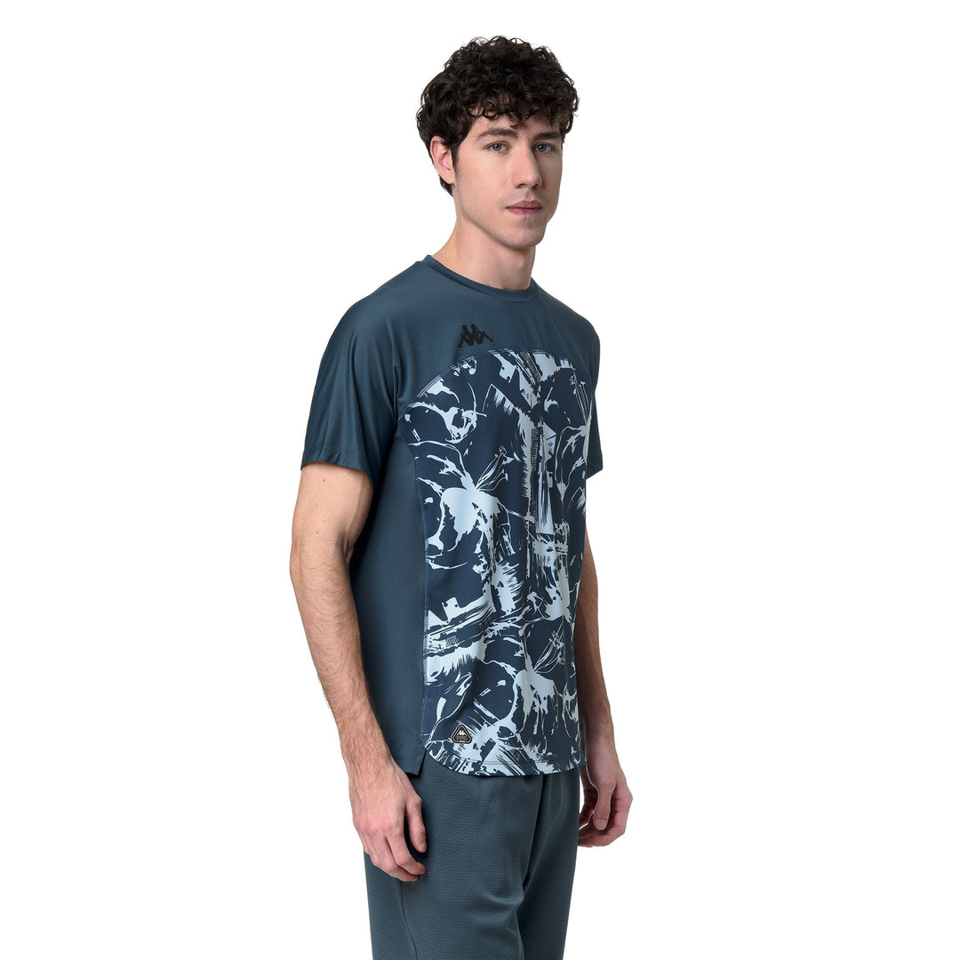 T-shirt d'entraînement actif bleu pour homme, coupe classique, avec empiècements en mesh main