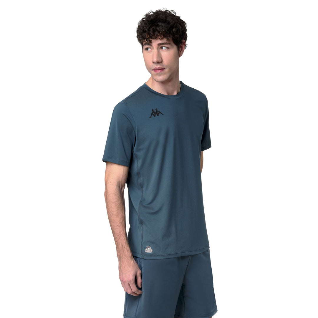 T-shirt d'entraînement stretch bleu pour homme, coupe classique main