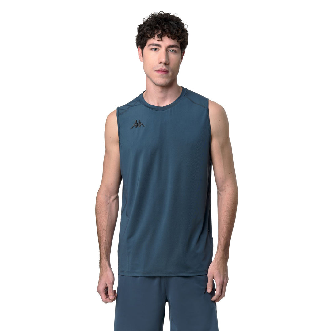 Camiseta de tirantes elástica de corte regular para entrenamiento para hombre en color azul 01