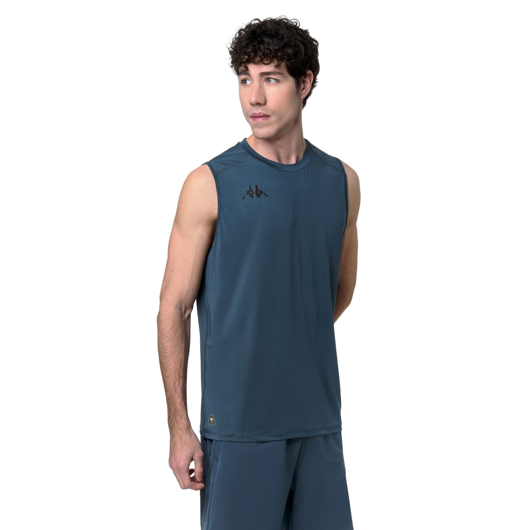 Camiseta de tirantes elástica de corte regular para entrenamiento para hombre en color azul main