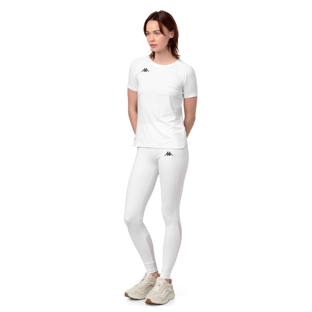 Maillot technique blanc pour femme, idéal pour l'entraînement main