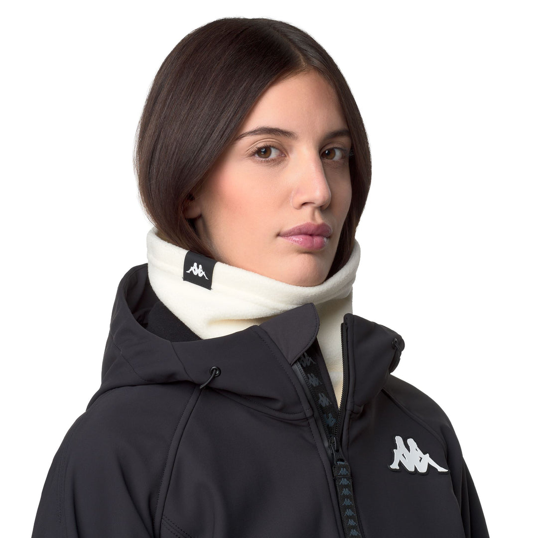 Bufanda de cuello alto unisex de tejido polar blanco 01