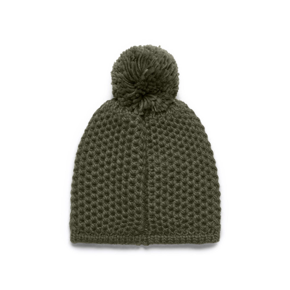 Gorro unisex verde con forro polar y pompón 02