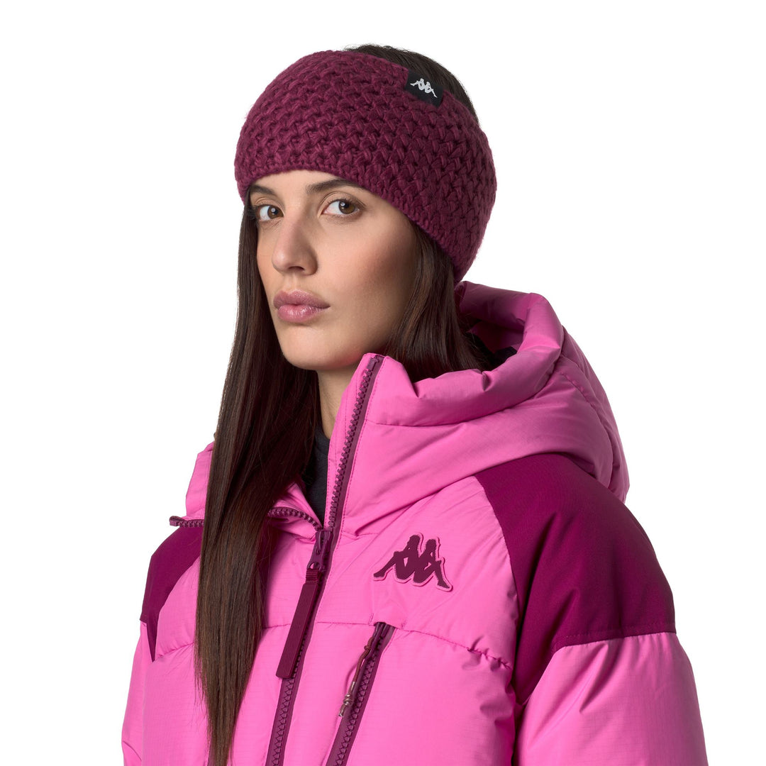 Gorro de punto unisex color ciruela roja con forro polar 01