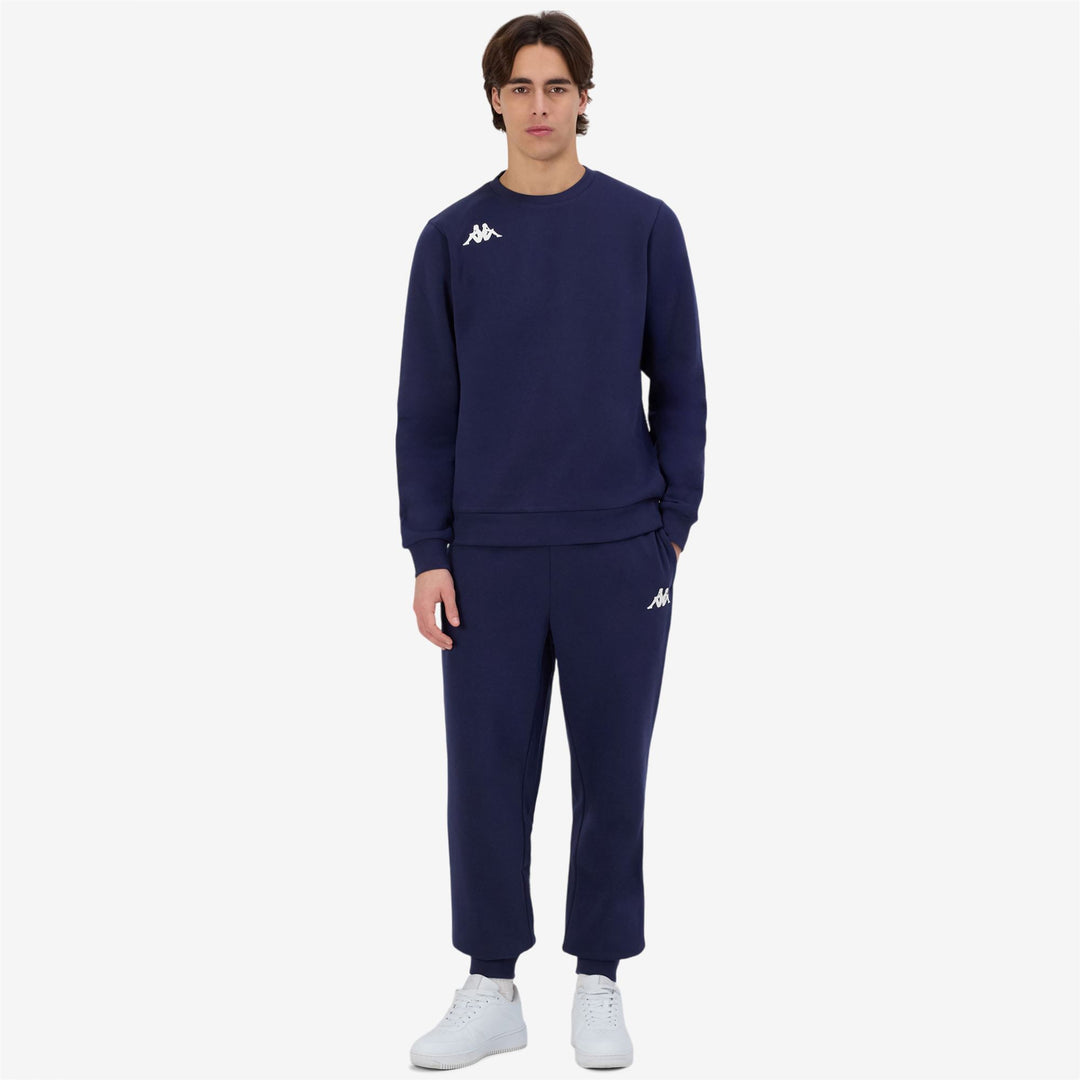 Marine Blue Men's Training Fleece Jumper. 01