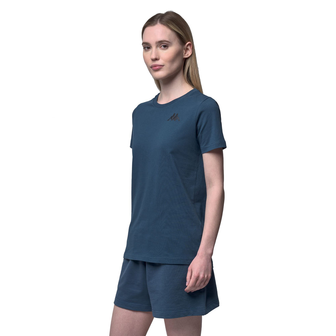 T-shirt blu da donna a vestibilità regolare con inserto in rete per l'allenamento main