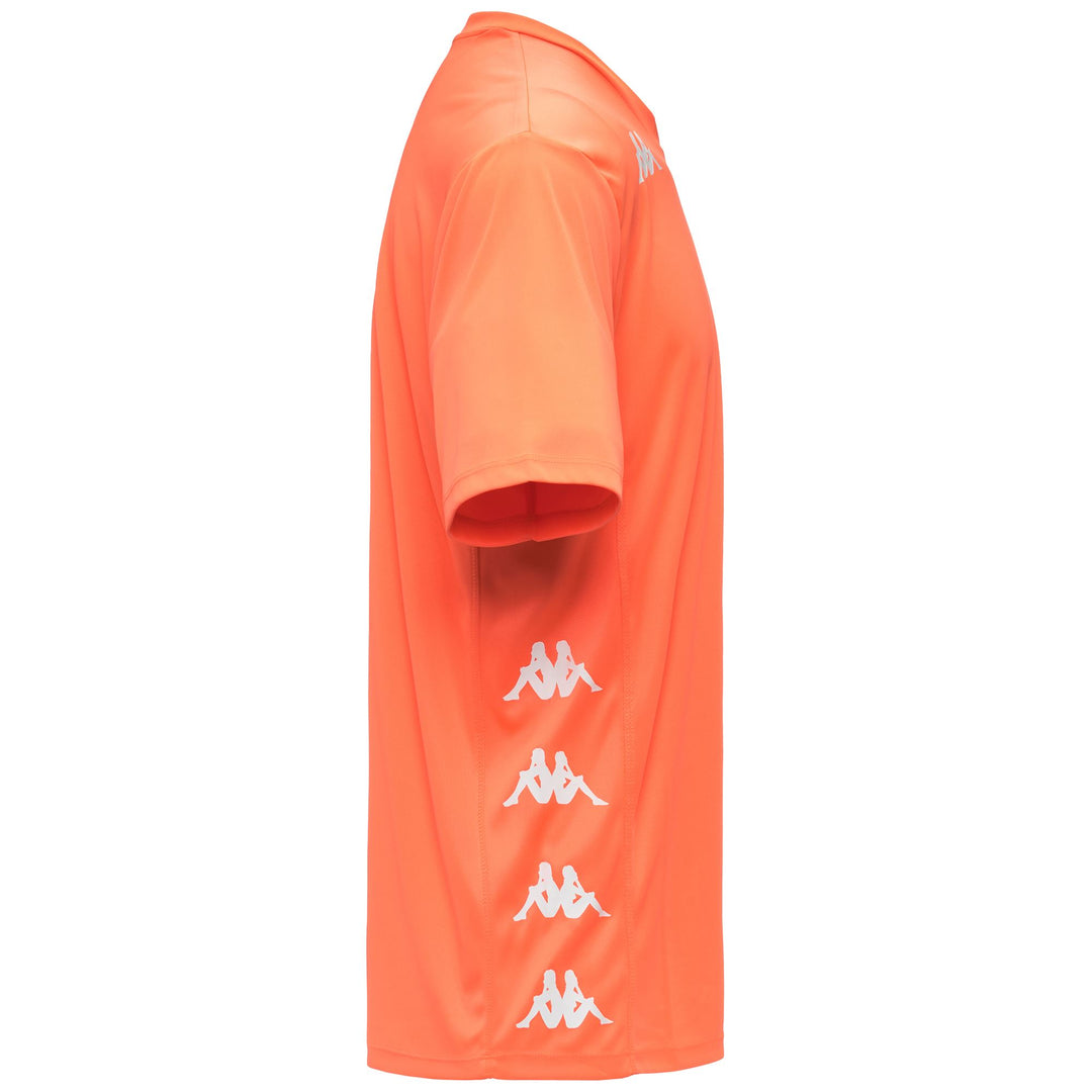 Camiseta de fútbol naranja deportiva para hombre con cuello en V main
