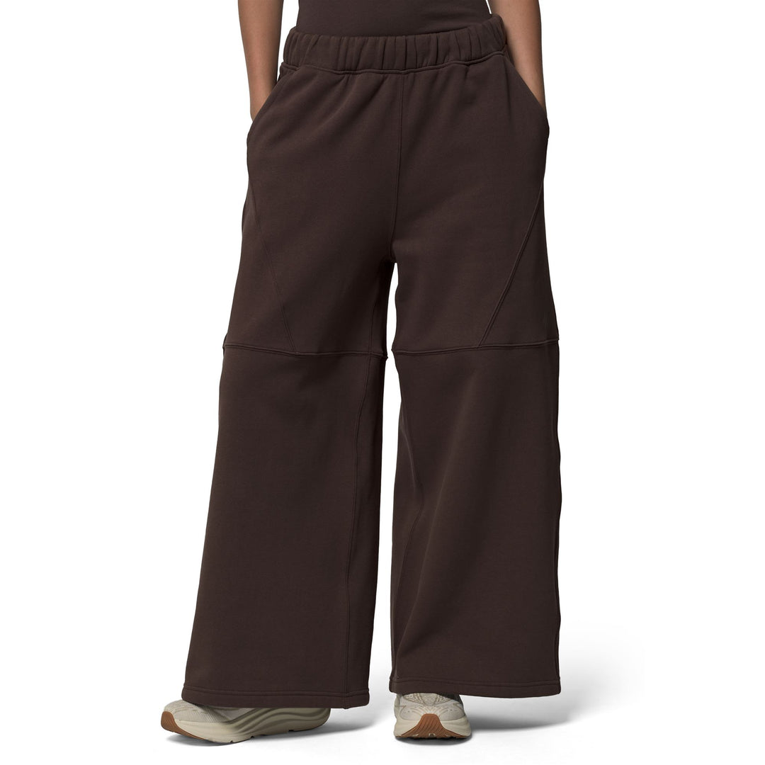 Brown Women's Oversized Fleece Trousers for Everyday Comfort 01