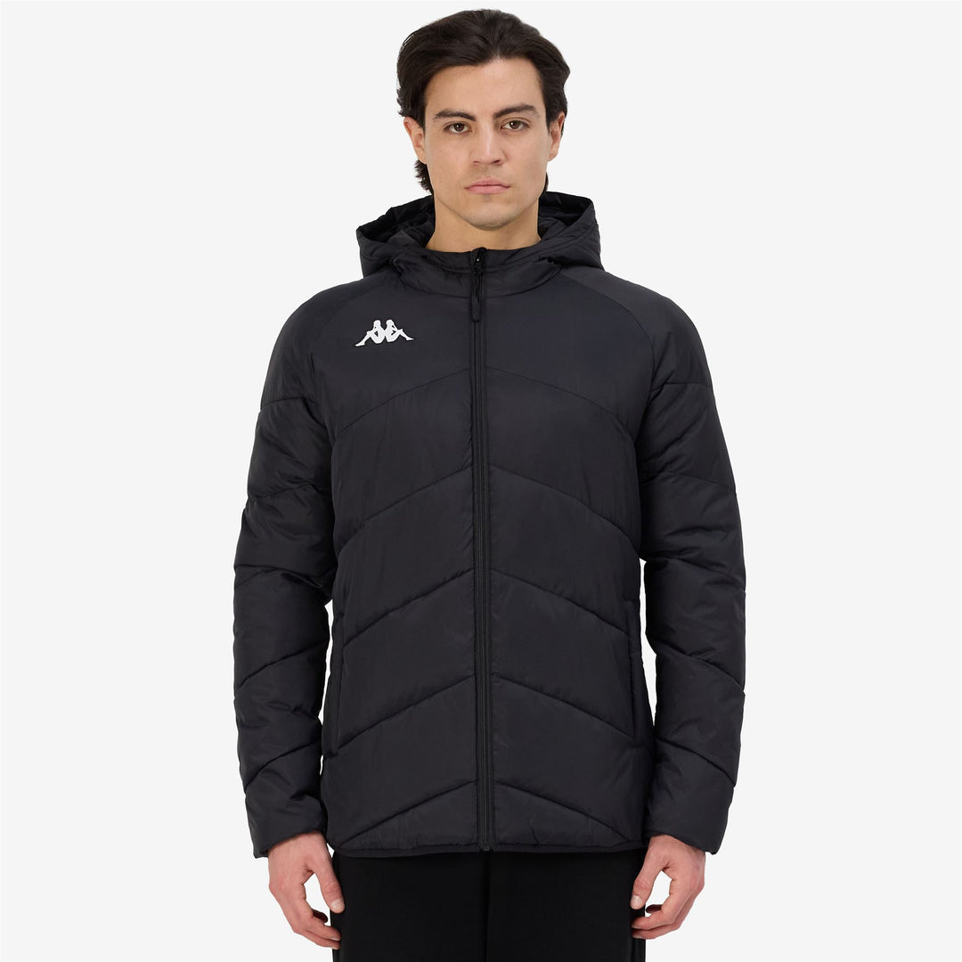 Veste d'entraînement rembourrée noire pour homme, coupe ajustée et déperlante main