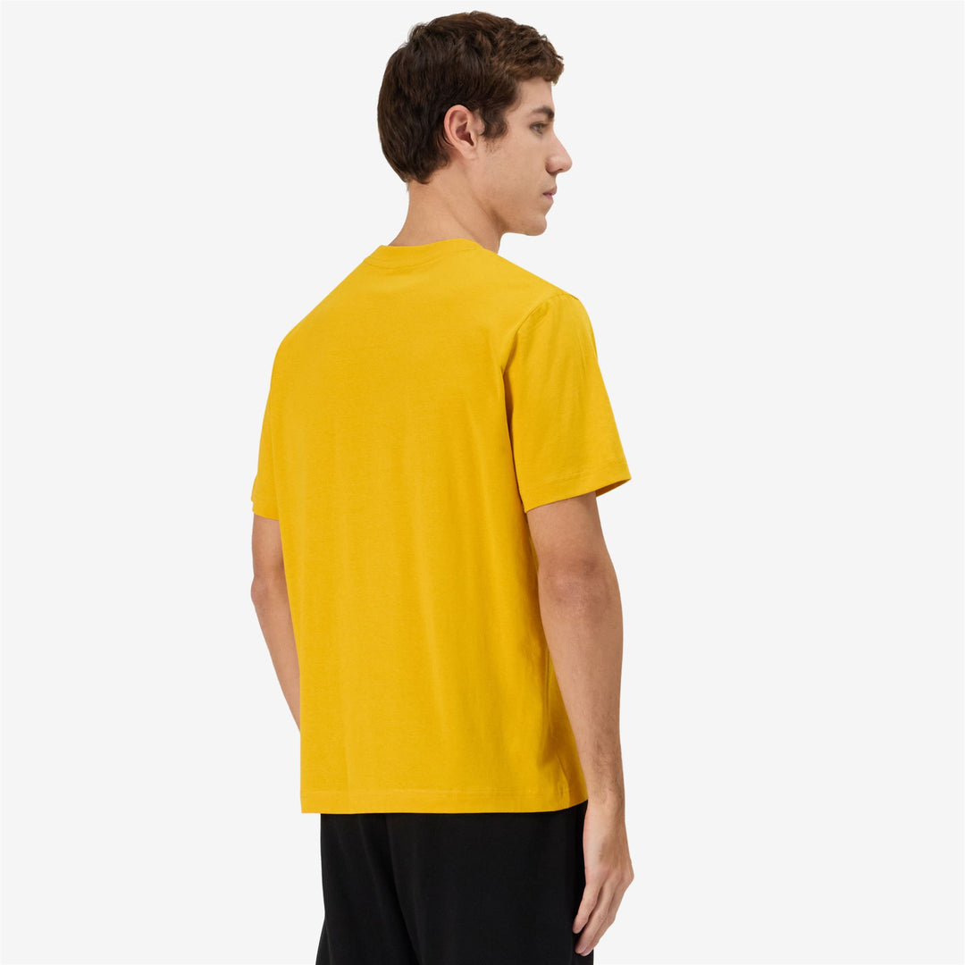 Maglietta in Cotone Giallo Oro Stile Sportivo Uomo. main