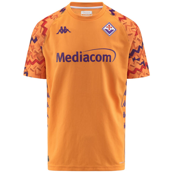 UB371U4WWACFB05_0eae441f-5505-