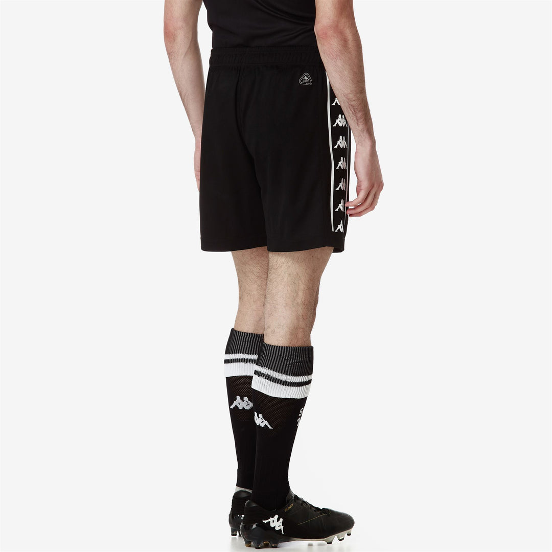 Pantaloni Corti Sportivi da Calcio Uomo Neri con Protezione Hydro-Way main