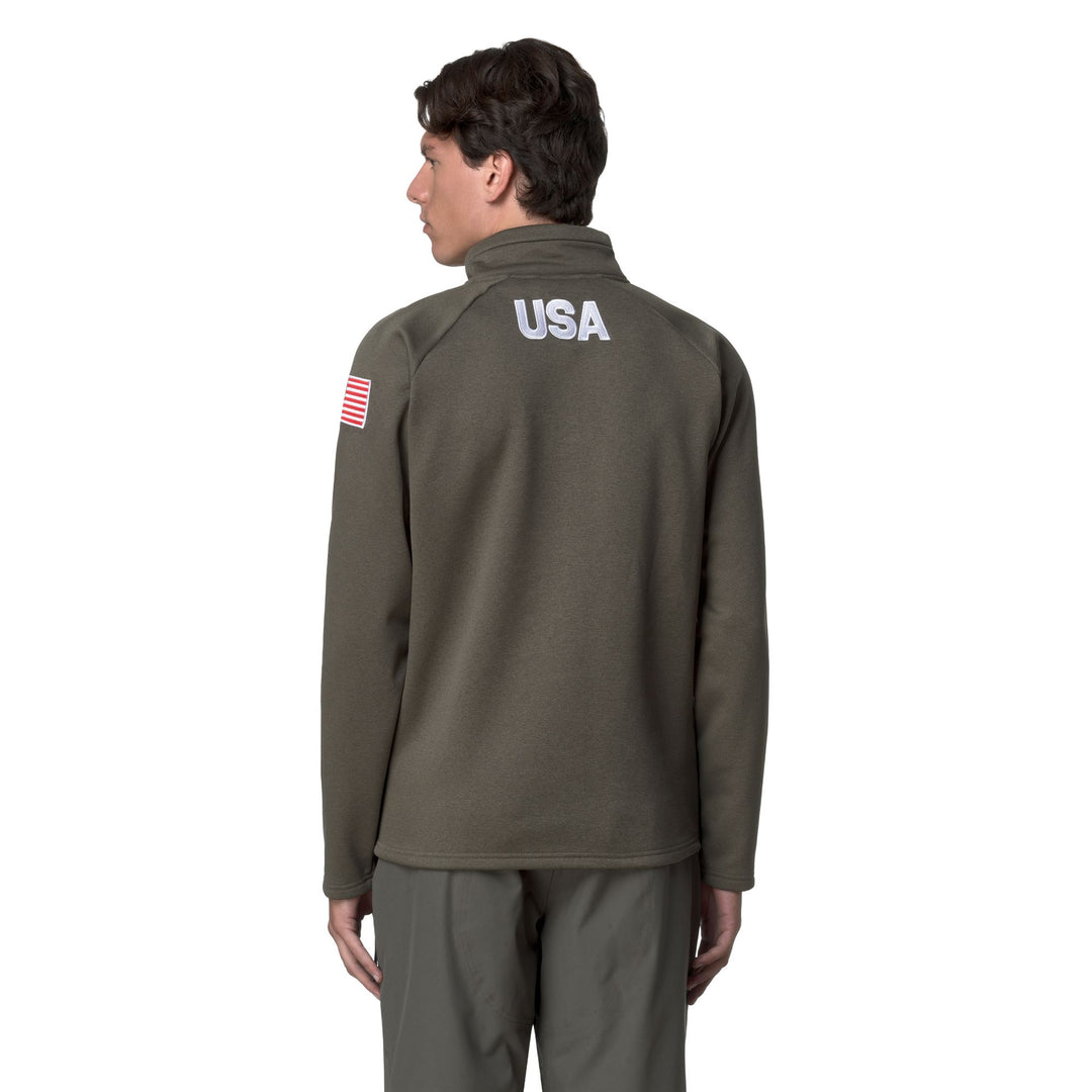 Cárdigan unisex de polar verde con media cremallera y corte entallado main