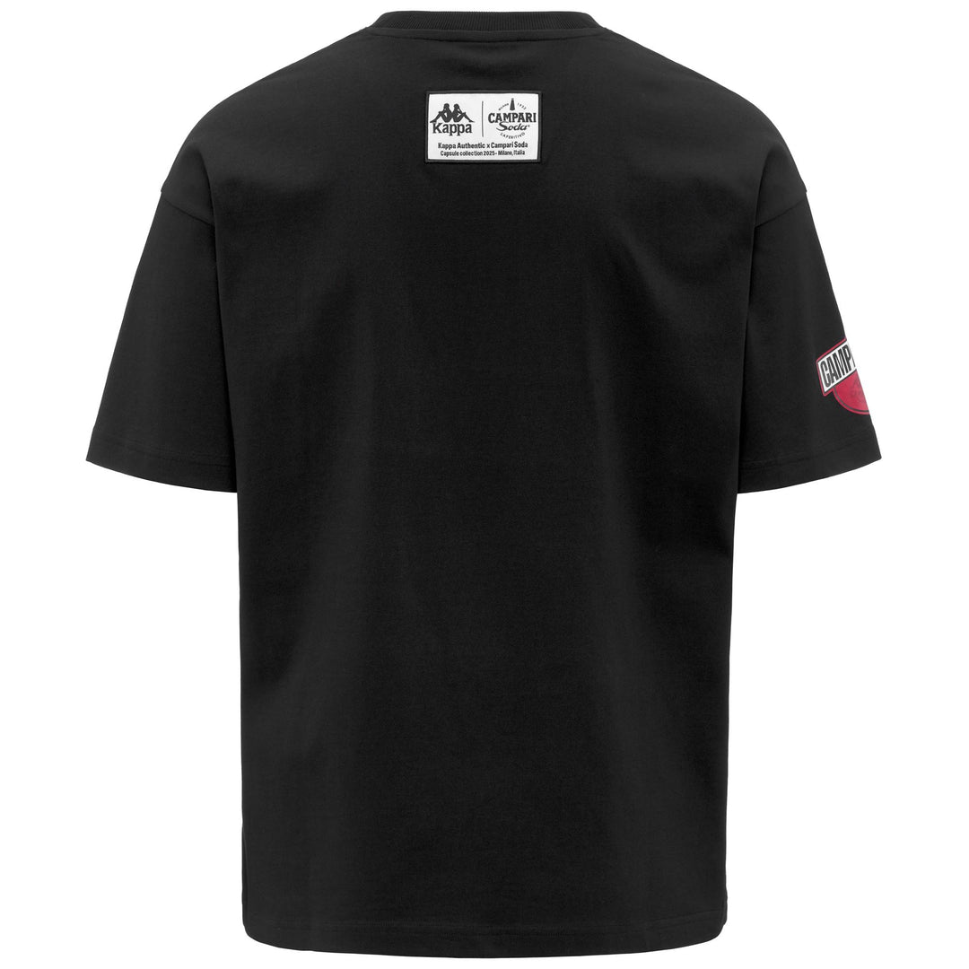 Camiseta negra para hombre con gráficos estampados y parches  main