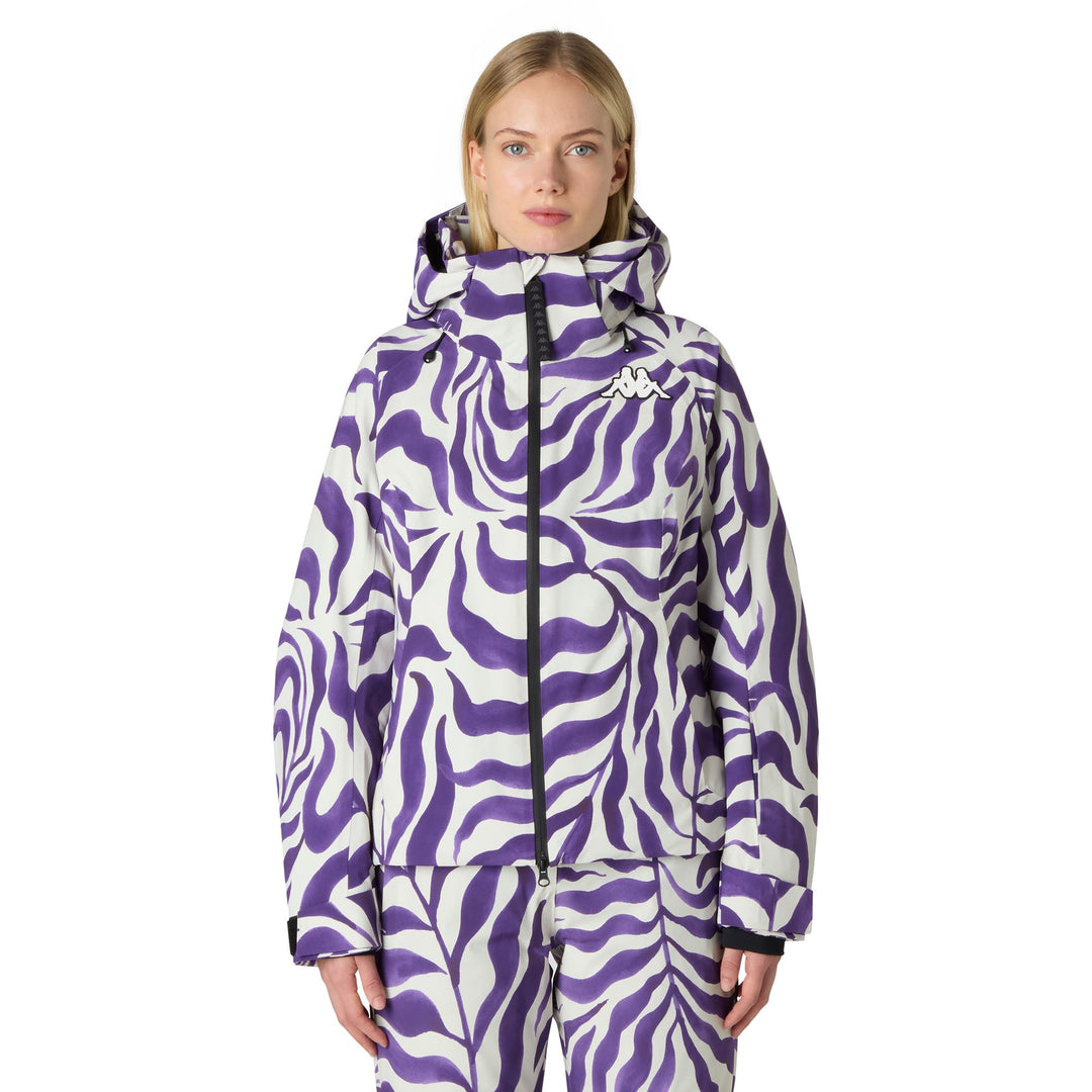 Beige Women's Slim Fit Insulated Ski Jacket with Waterproof Protection 01