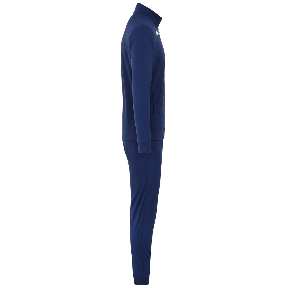 Chándal azul de corte entallado para hombre en tejido de tricot 02