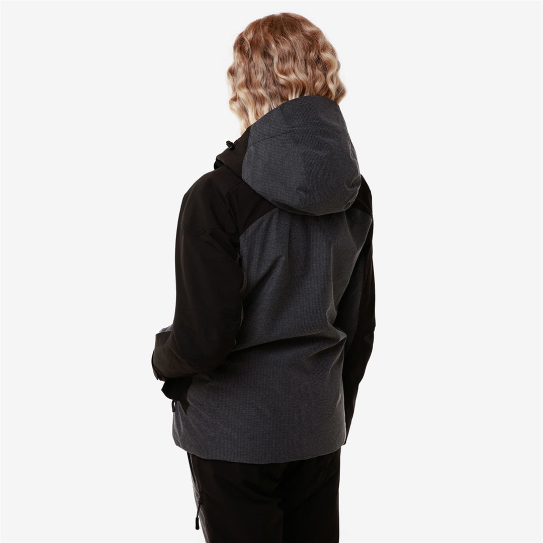 Veste de ski matelassée noire pour femme avec technologie imperméable main