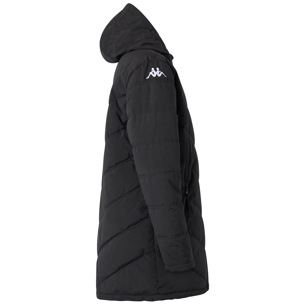 Chaqueta de entrenamiento de fútbol negra para hombre con acolchado 02