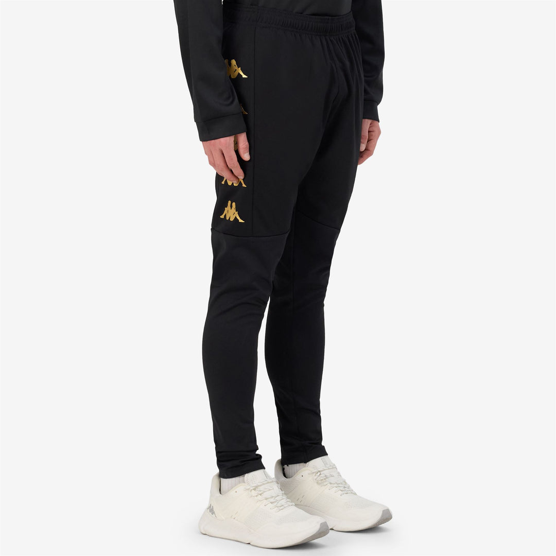 Pantaloni da Allenamento Calcio Uomo Neri con Tessuto Compressione. main